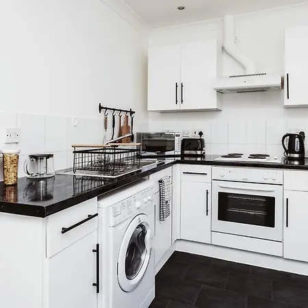 Ferienwohnung The Minimalist - Entire 1 Bed Flat Near Gunwharf Quays, Ground Floor Flat Private Entrance Portsmouth Exterior foto